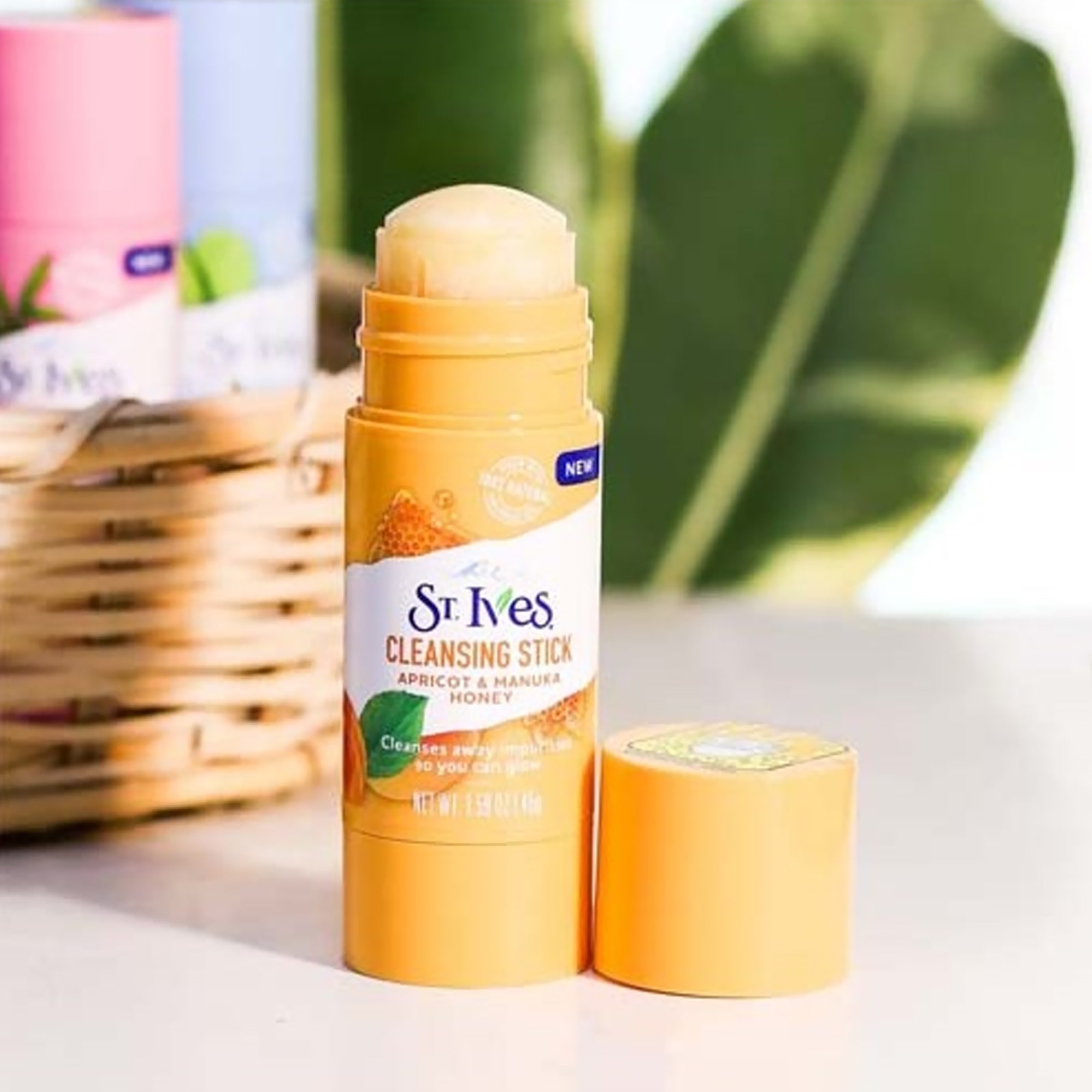 استیک پاک کننده آرایش زردآلو و عسل مانوکا سینت ایوز