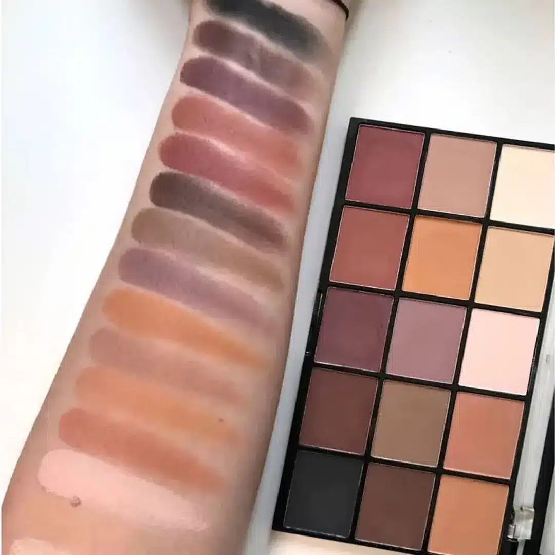 پالت سایه چشم 15 رنگBasic Mattes