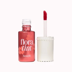 تینت لب و گونه با تم رز کویری برند بنفیت مدل Floratint